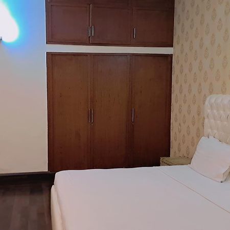 Royal Grace Guest House İslamabad Dış mekan fotoğraf