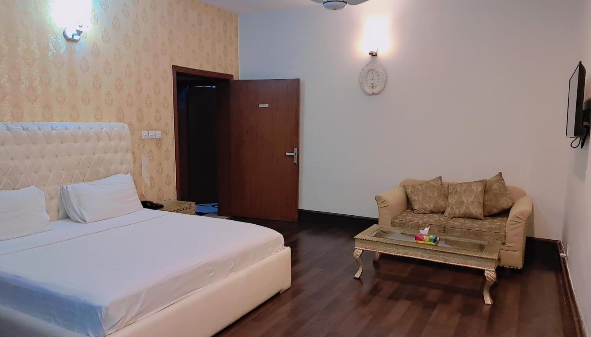 Royal Grace Guest House İslamabad Dış mekan fotoğraf