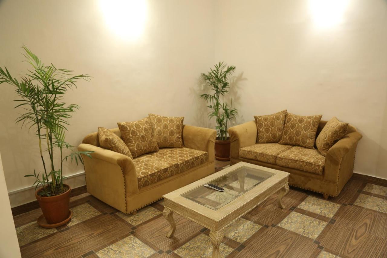Royal Grace Guest House İslamabad Dış mekan fotoğraf