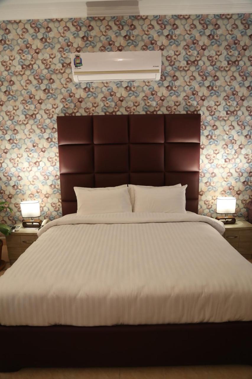 Royal Grace Guest House İslamabad Dış mekan fotoğraf