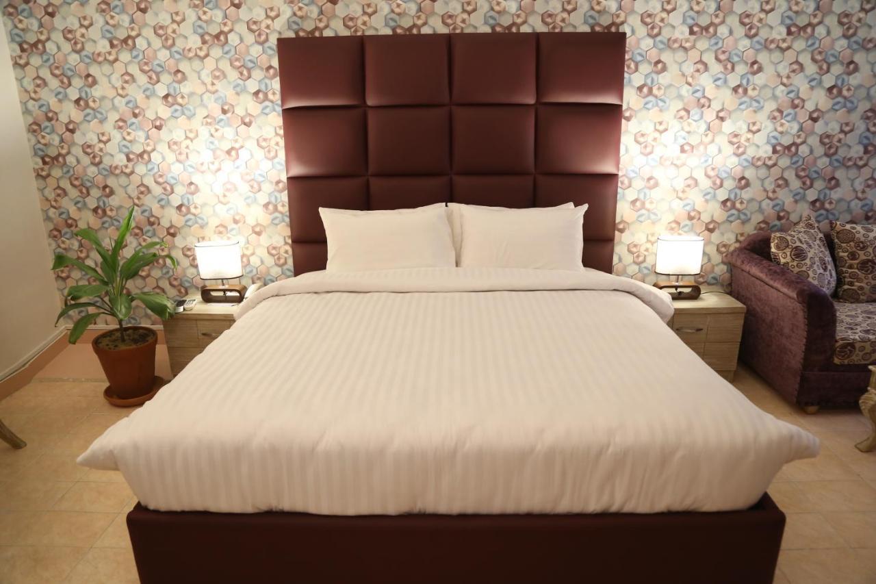Royal Grace Guest House İslamabad Dış mekan fotoğraf